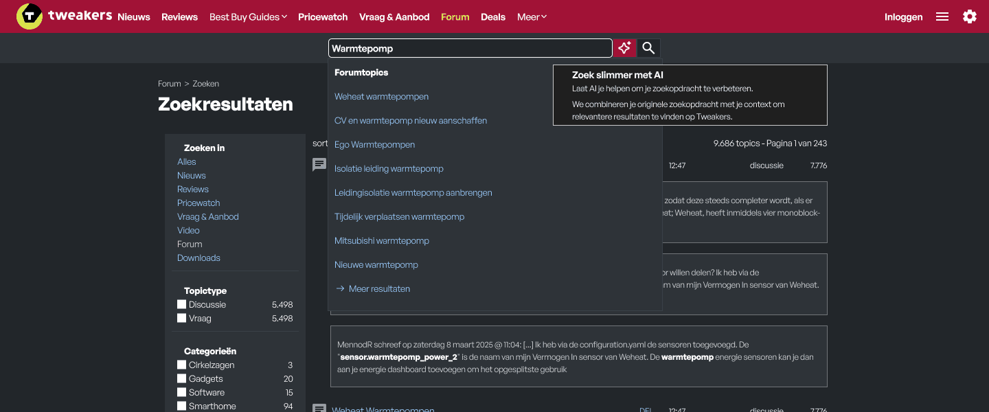 A mockup of the Tweakers website with the final button design of the search assistant in hover state